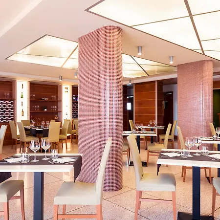 Ibis Styles Bari Otel 4*