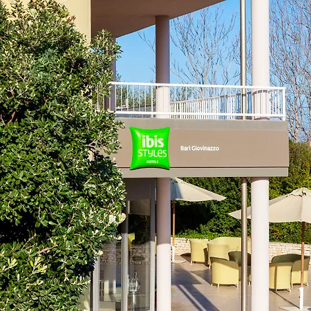 Otel Ibis Styles Bari 4*