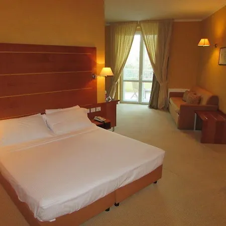 Ibis Styles Bari Otel 4*